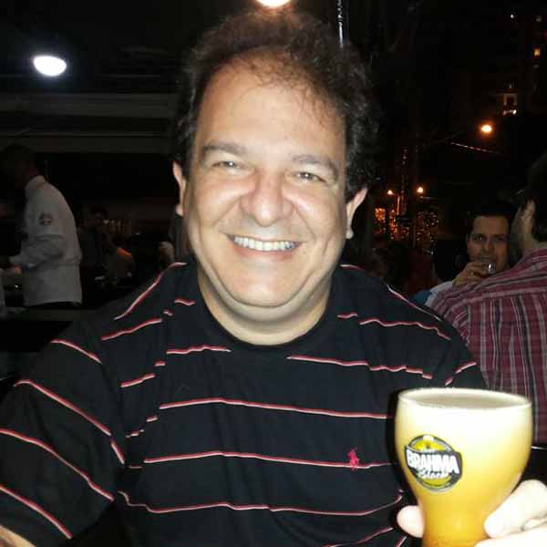 Luis Roberto Fabro celebra o dom da vida
