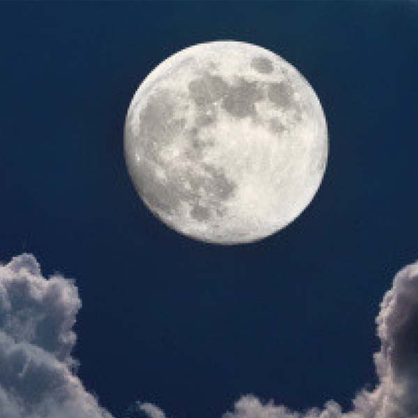 Maior superlua em quase 70 anos poderá ser observada nesta segunda-feira
