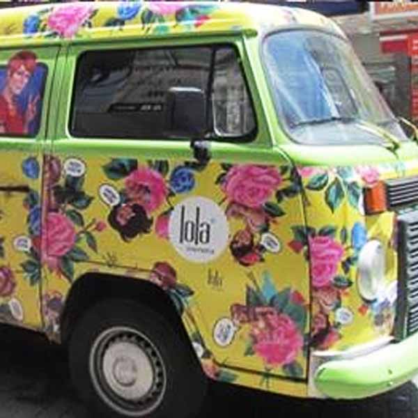 Kombi da Lola Cosmetic estará na Jade Espaço da Beleza neste sábado