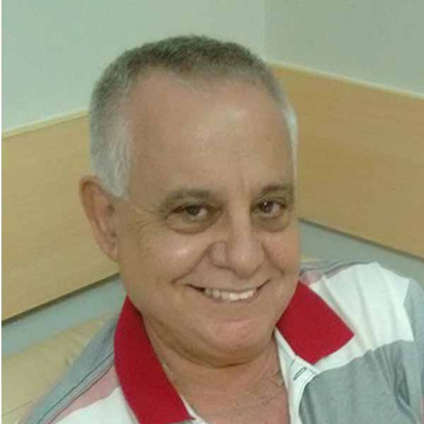 Claudinê Guadanhin comemora mais uma primavera