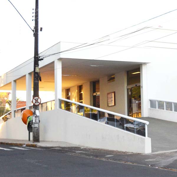 Com 97 anos, OSS Santa Casa de Assis tenta superar crise em prol da população