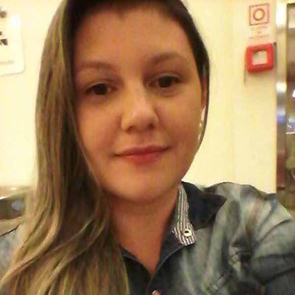 Athena Zandonadi celebra o dom da vida nesta segunda-feira