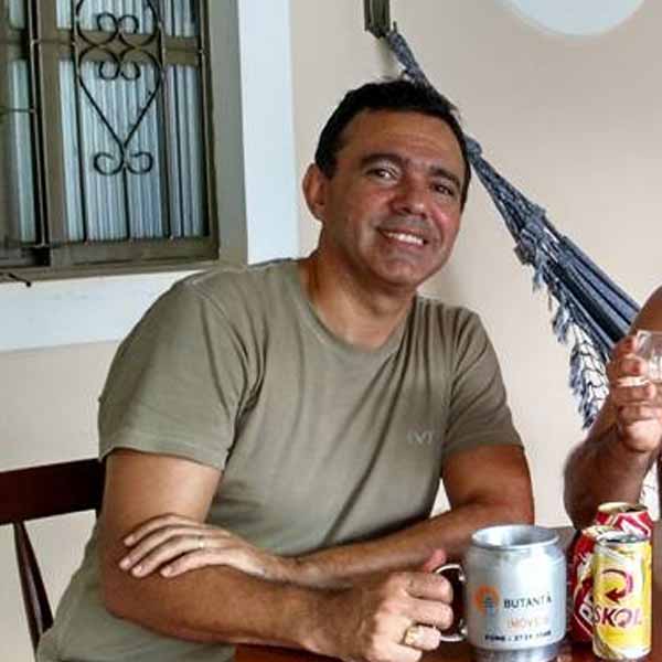Carlos Hipólito comemora a chegada de mais um aniversário