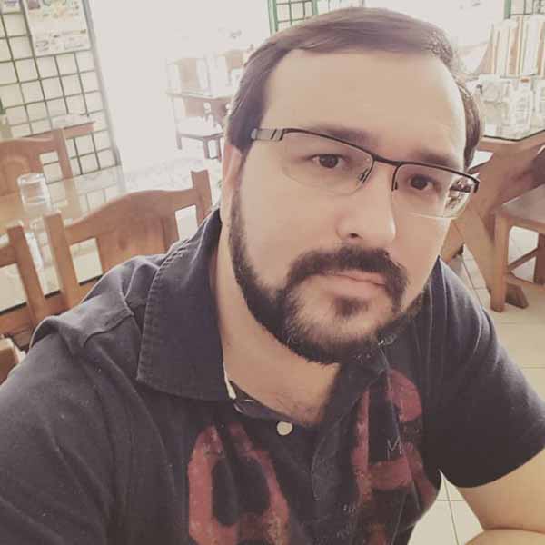 Vanderlei Nascimento comemora mais um ano de vida
