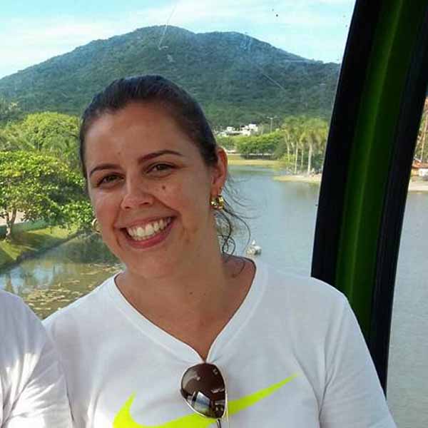 Gabriella Paiva comemorou idade nova