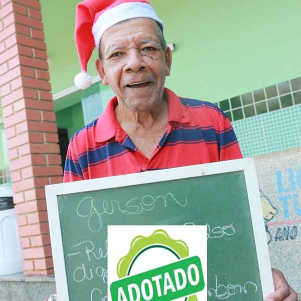 Idosos do asilo fazem pedidos de Natal em campanha e são atendidos