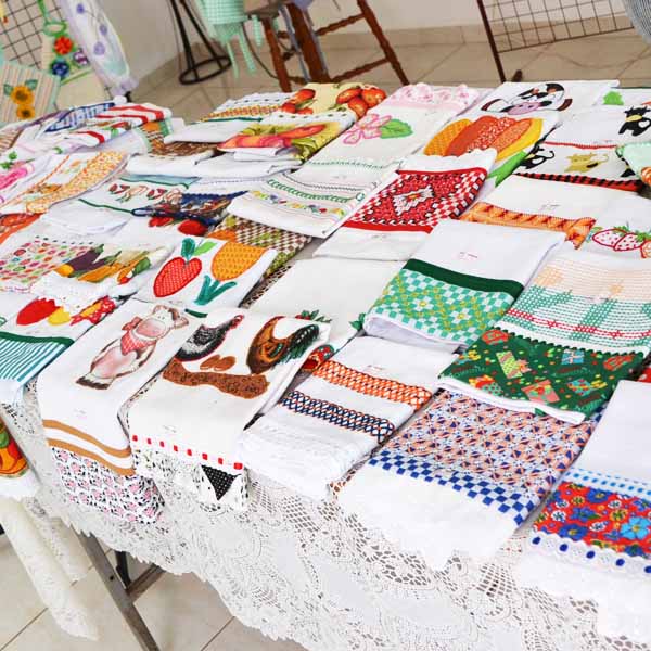 Bazar do Amor da Associação de Combate ao Câncer acontece também neste sábado
