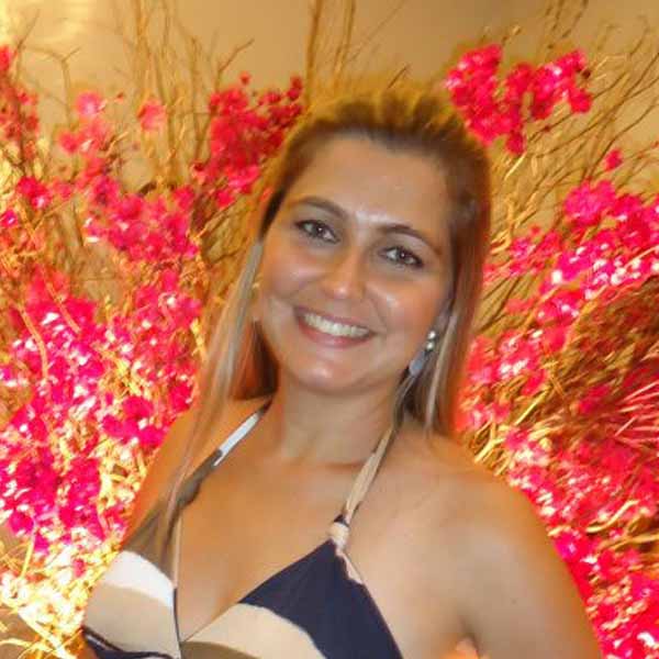 Ana Isaura comemora idade nova
