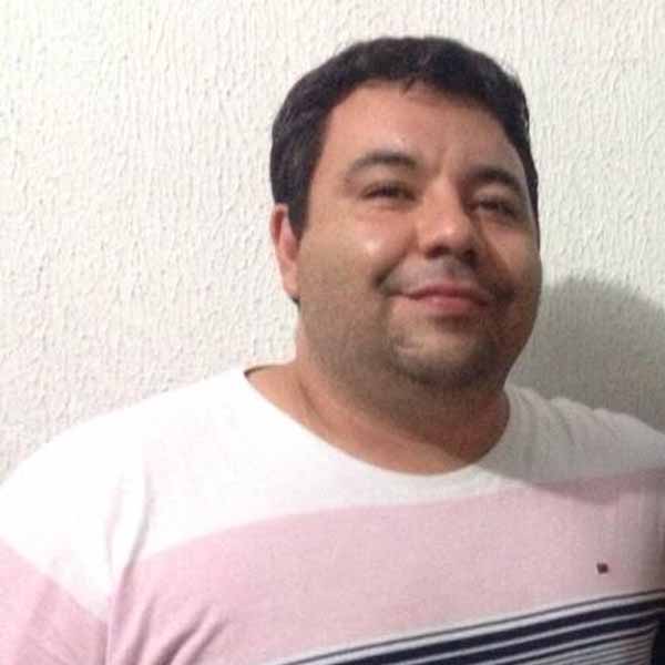 Junior Cesar celebra o dom da vida nesta sexta-feira