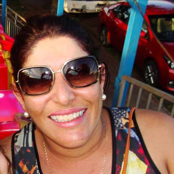 Paula Inacio é a aniversariante do dia