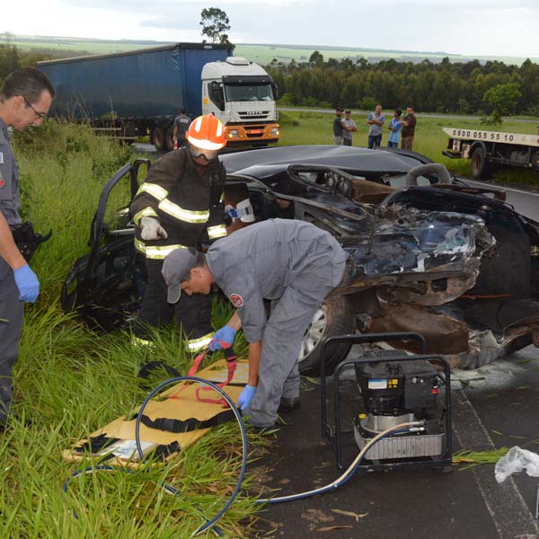 Jovem tem braço decepado após acidente em rodovia de Paraguaçu Paulista