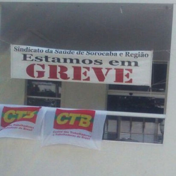 Funcionários da Santa Casa paralisam atividades em Assis
