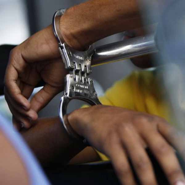 Dois homens são presos após ameaçarem de morte suas esposas em Paraguaçu Paulista