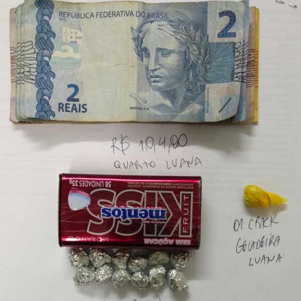 Sogra e nora são presas acusadas de envolvimento com o tráfico de drogas em Paraguaçu