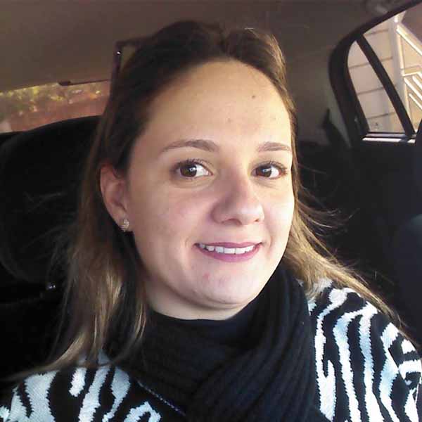Monise Marques completa idade nova nesta terça