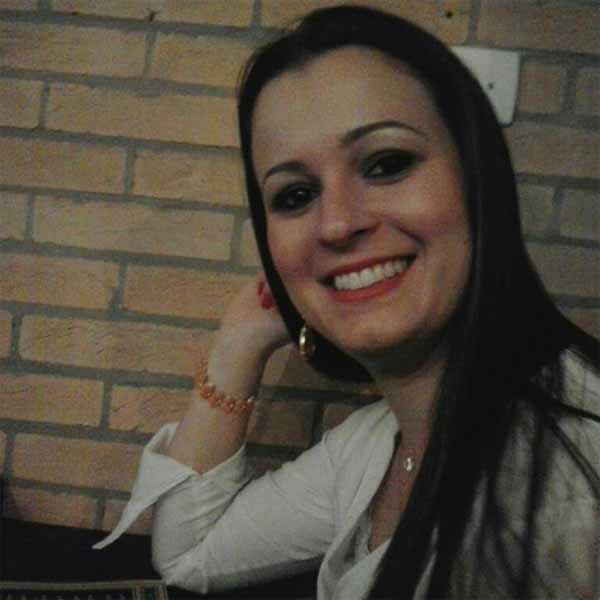 Bruna Zandonadi apaga velinhas