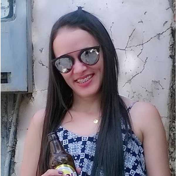 Tatiane Lima apaga velinhas