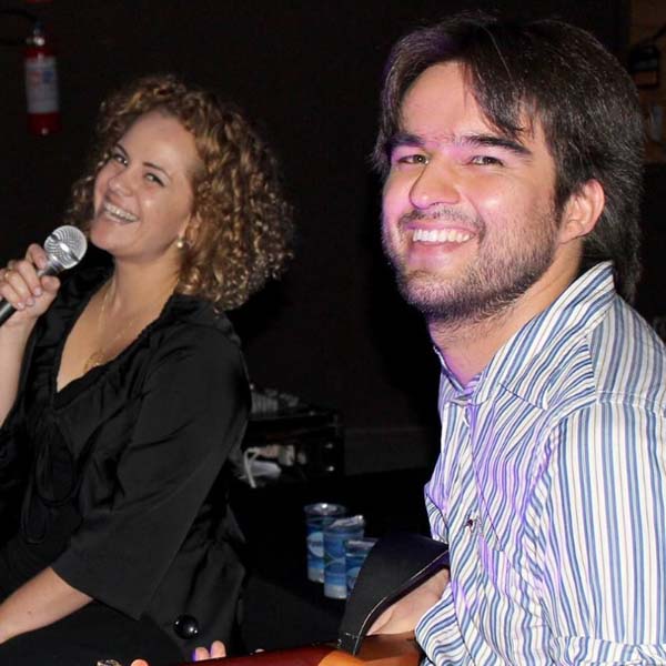 Thais Fonseca & Tiago Abreu se apresentam na Luss Choperia nesta sexta-feira
