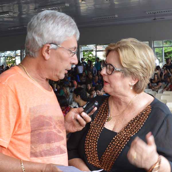 Alunos da rede municipal não receberão kit de uniformes neste ano