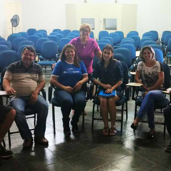 APAN se reúne com a diretora do Departamento de Educação