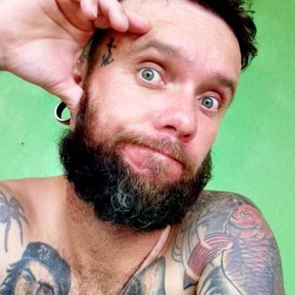 Alexandre Savoldi completou idade nova neste sabado