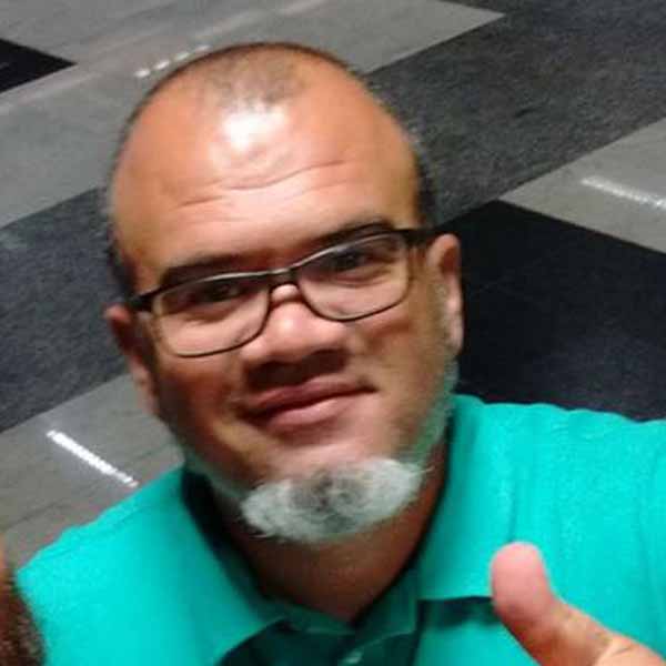 João Claudio recebe os parabéns por mais um ano de vida