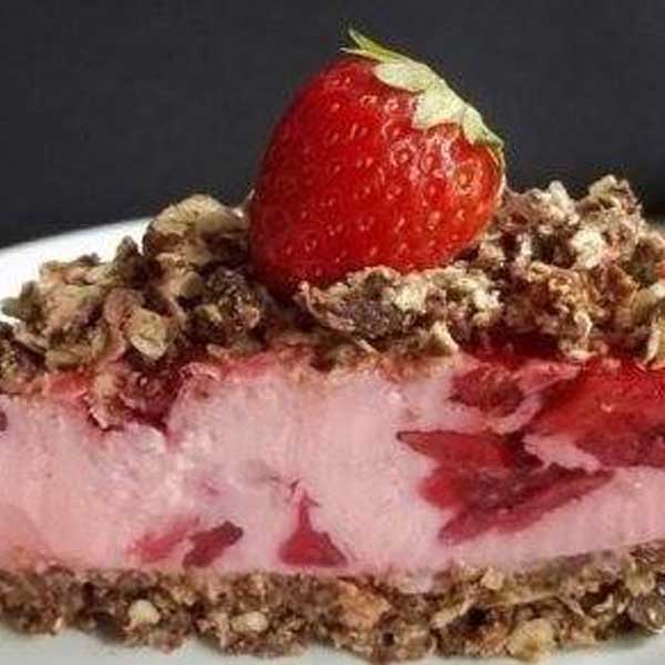Torta de Bis e Morango