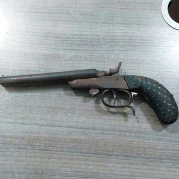 Homem dispara um tiro e atinge duas pessoas em Assis