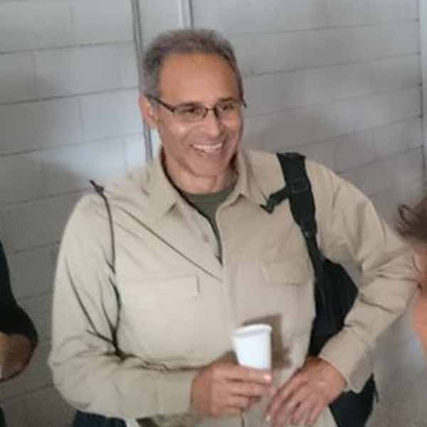 Henrique Neto celebra mais um ano de vida