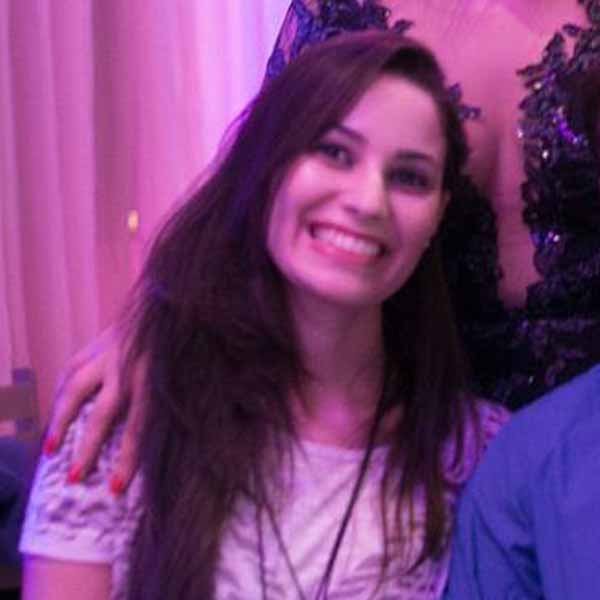 Gisely Benazi comemora mais um aniversário