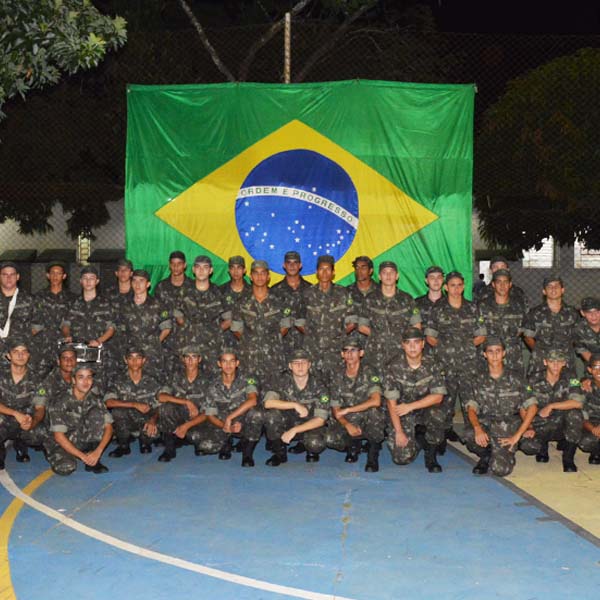 Tiro de Guerra realiza formatura de incorporação ao Exército Brasileiro