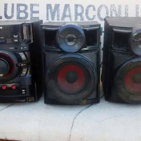 Jovem com som alto ignora solicitação da PM e acaba com aparelho apreendido