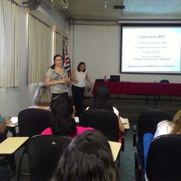 Departamento de Assistência Social realiza capacitação em parceria com o INSS