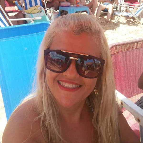 Eloiza Biacio celebra a chegada de mais um ano de vida