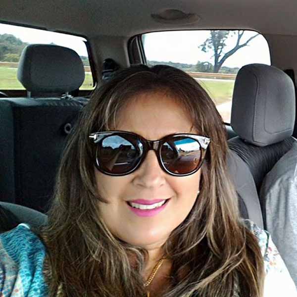 Edilene Lima completa idade nova nesta segunda