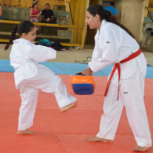 Estância Esportiva e Cultural promove um domingo para a família