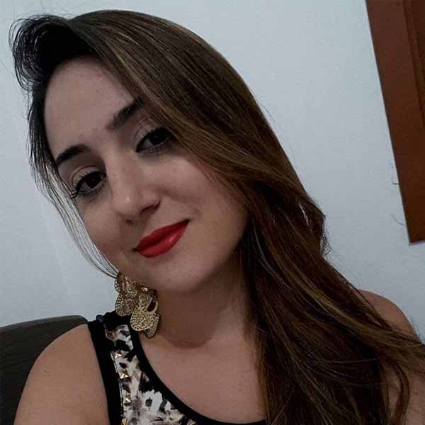 Olivia Parizotto celebra mais um ano de vida