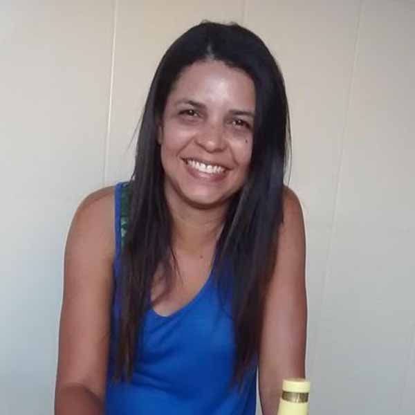 Crys Andrade celebra mais um ano de vida