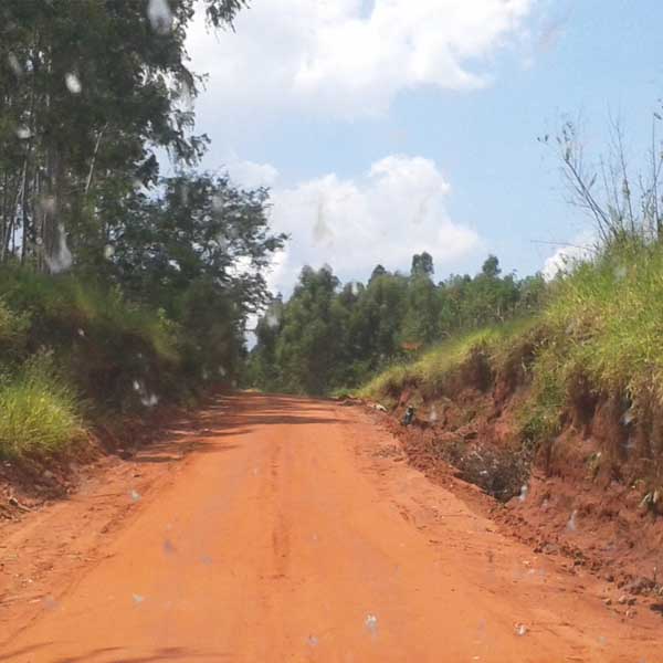 Estradas rurais de acesso à Casa de Maria e ao Rancho Alegre serão reabilitadas