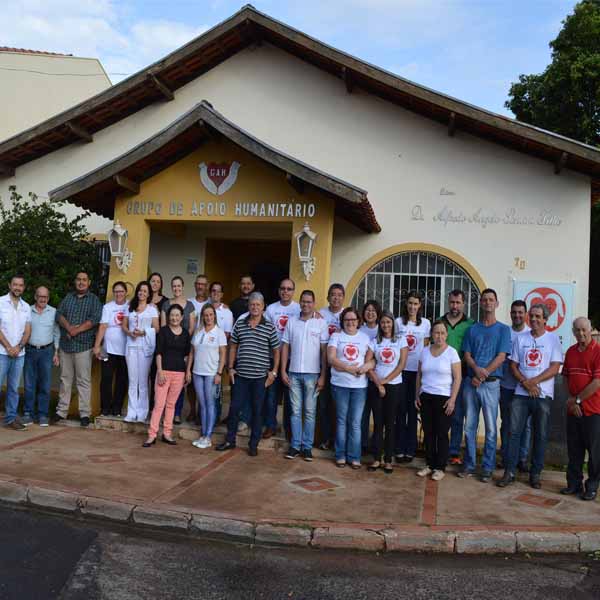 GAH - Grupo de Apoio Humanitário recebe o terço empresarial