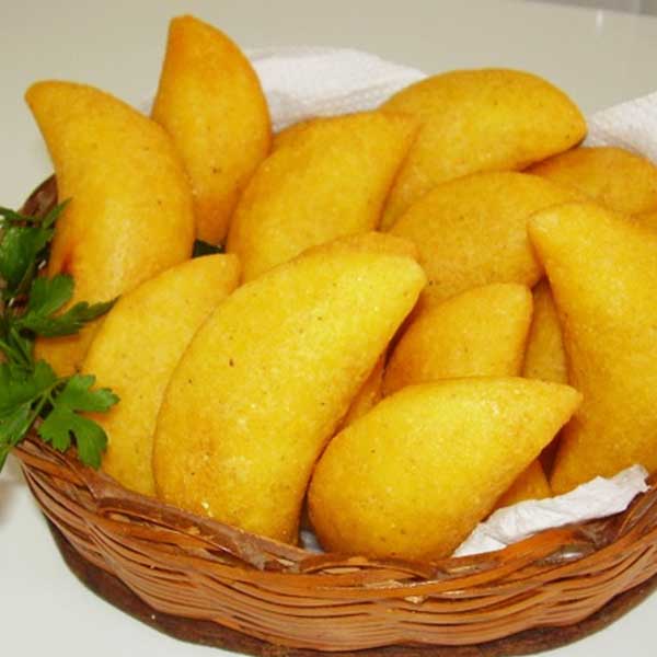 Pastel de Angu