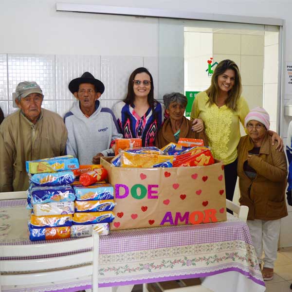 Lar dos Idosos recebe doação de alimentos arrecadados pela CIPA