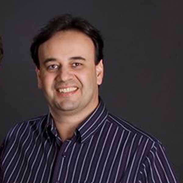 Luis Conde completa idade nova
