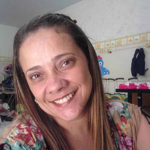 Ana Cristina completa idade nova