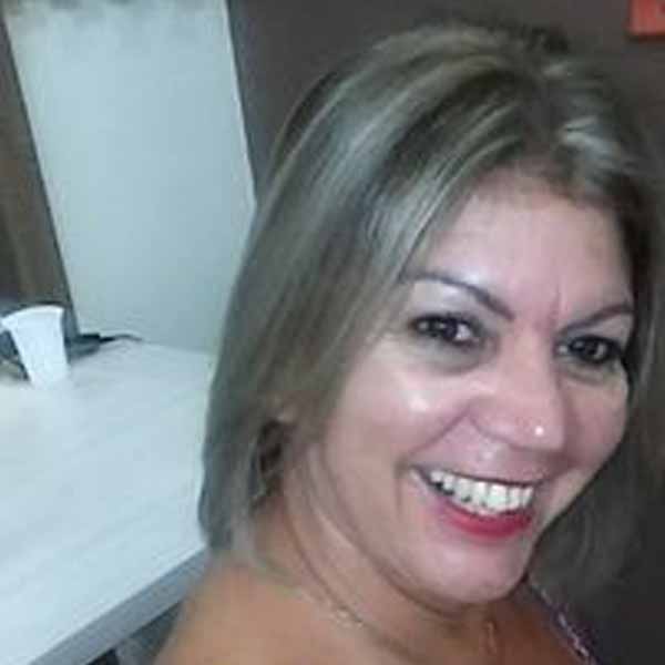 Marisa Miguel apaga velinhas neste sábado