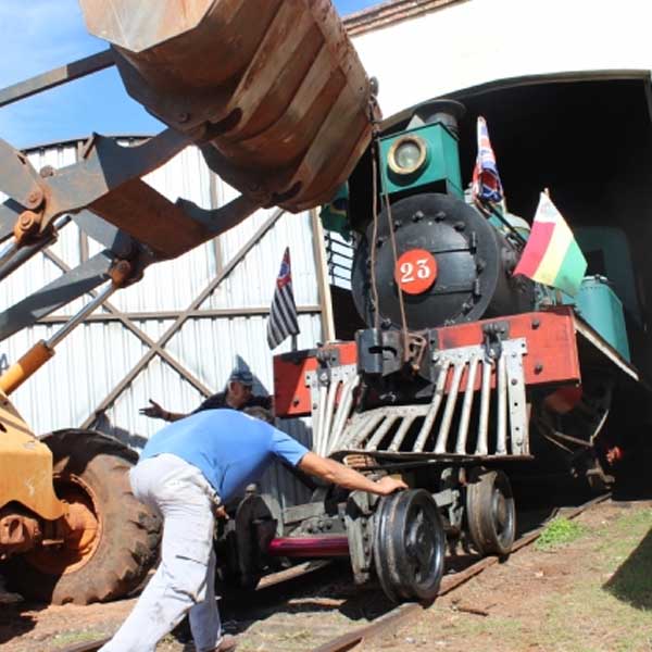 Paraguaçu dá mais um passo para a volta da Maria Fumaça