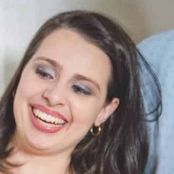 Dayane Stein celebra mais um ano de vida