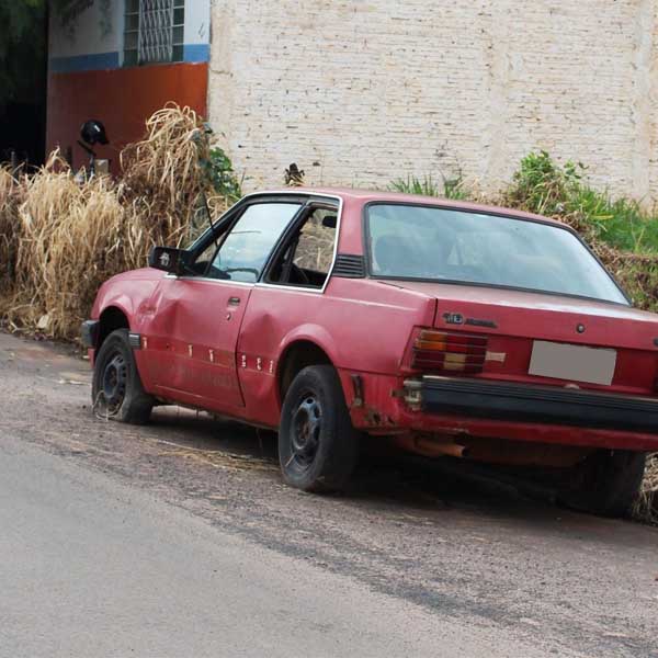 Abandono de veículos em vias públicas será proibido por lei em Paraguaçu Paulista