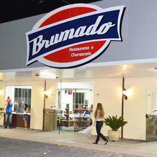 Feriado é dia de almoço especial no Brumado Restaurante & Churrascaria