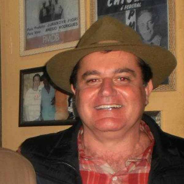 Drº Jõao Mauricio comemora mais um aniversário